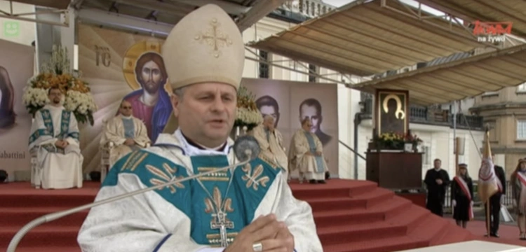 Bp Leszkiewicz: Nie wolno nazywać rolników przestępcami!