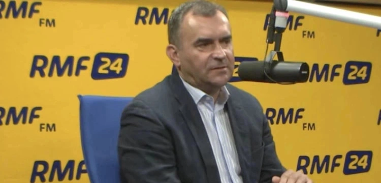 Prokuratura reaguje na decyzję Hołowni. Karpiński opuszcza areszt