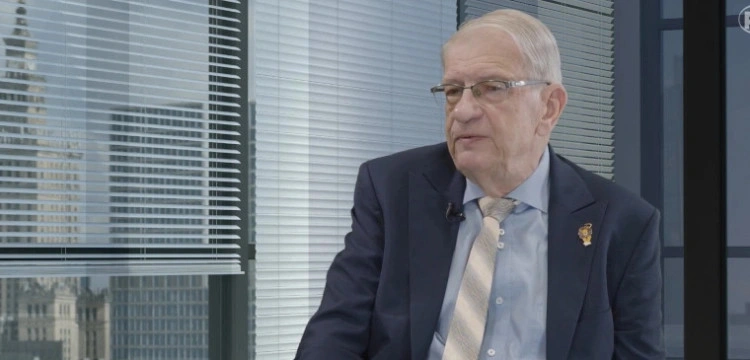 Prof. Roszkowski: Fala neomarksizmu zalewa Polskę