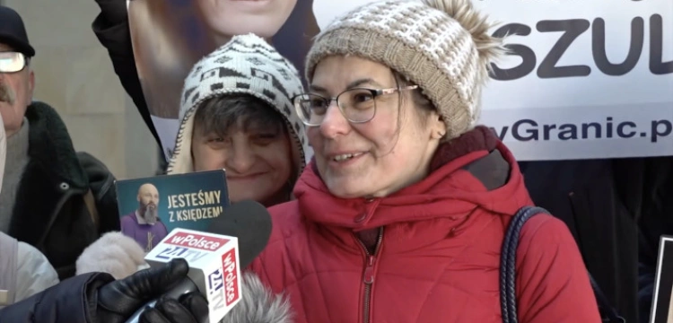 „Walczymy o coś więcej”. Protest przed warszawskim sądem