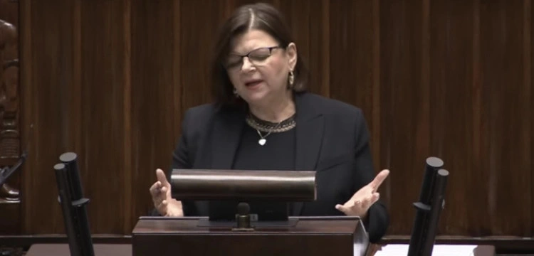 Minister Leszczyna przystępuje do ofensywy. Będzie karać lekarzy odmawiających aborcji