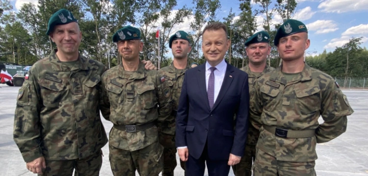 PiS naprawia błędy PO. Szef MON otworzył jednostkę w Kolnie