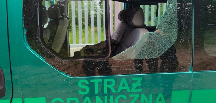 Polscy funkcjonariusze obrzuceni kamieniami. Znów niebezpiecznie na granicy