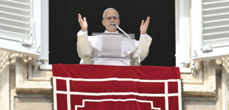 Papież: Pokoju nie buduje się bronią