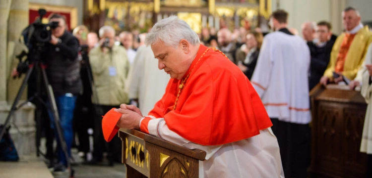Kard. Krajewski objął łódzką katedrę. „Niech Łódź podoba się Bogu”
