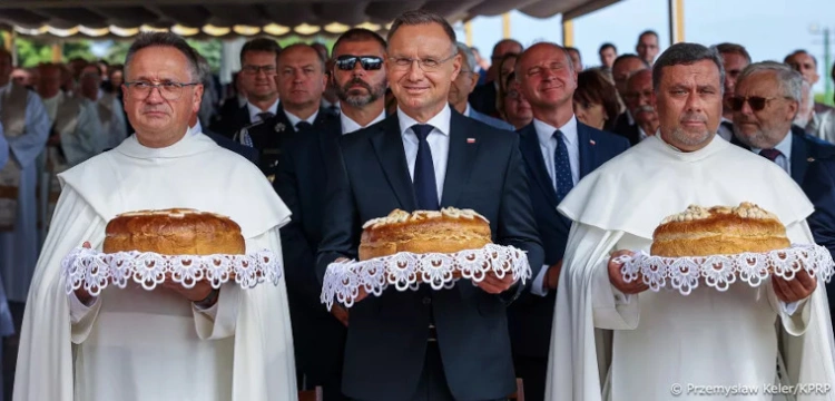 Prezydent na Jasnej Górze: Niech to będzie odpowiedź dla tych wszystkich, którzy mówią, że religia nie jest nam potrzebna