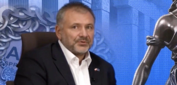 „Jak będziemy wchodzić, to nas zobaczycie”. Minister grozi KRS-owi?