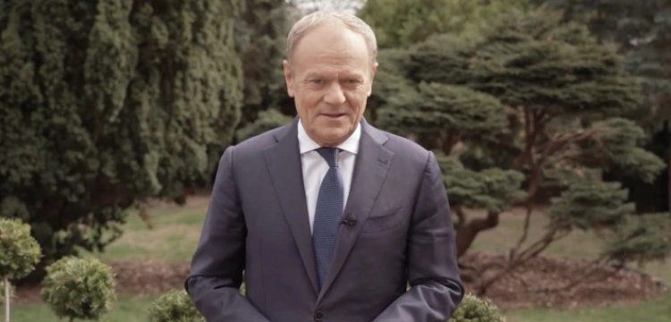 Premier złożył Polakom życzenia. Z jakiej okazji?