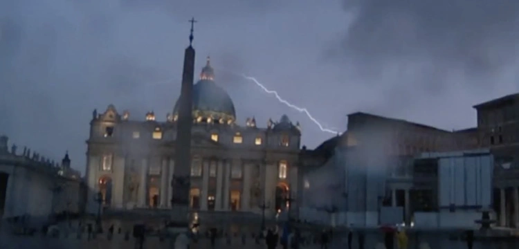 „Rozwiedzeni, osoby w poligamicznych związkach i katolicy LGBT”. Wiemy, czym zajmie się Synod