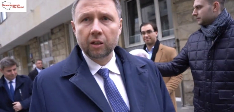 Kierwiński atakuje młodych Polaków. „Puknijcie się w głowę”