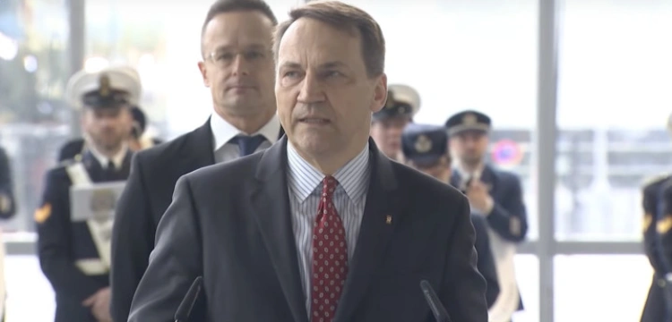 Szef MSZ: Przygotowujemy kolejny pakiet pomocy dla Ukrainy