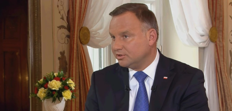 „Konstytucja jest jednoznaczna”. Prezydent o „małżeństwach jednopłciowych”