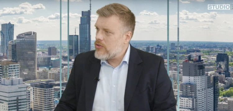 „Czas grzecznej Lewicy się skończył”. Zandberg uderza w rząd Tuska