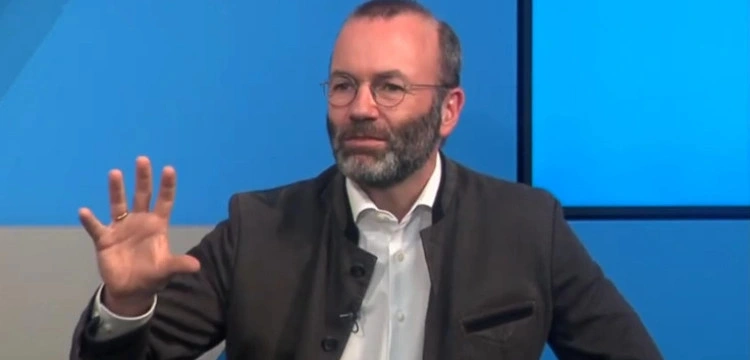 Oni się już nie kryją! Tak Weber wspiera Tuska w PE