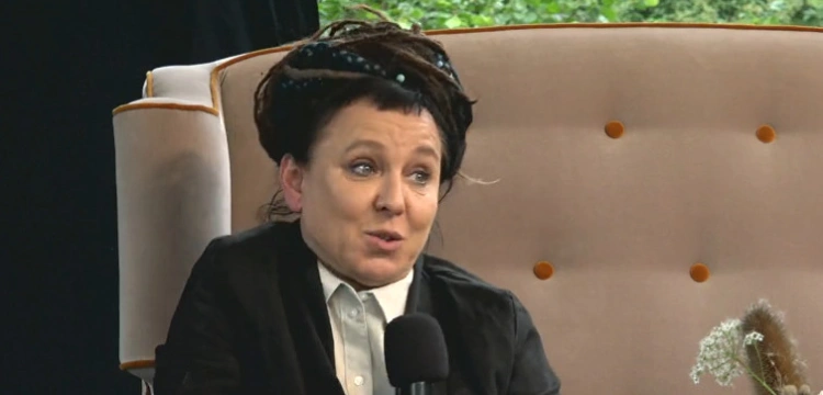 „Tokarczuk nie dla idiotów”. Burza po wystąpieniu noblistki