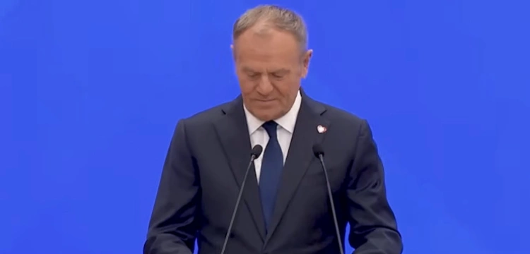 Trudne warunki pogodowe. Premier zwołał naradę