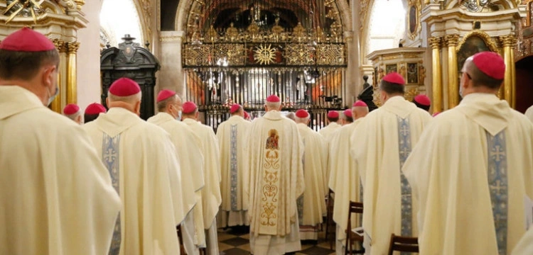 Stanowczy głos biskupów. Chodzi o nauczanie religii