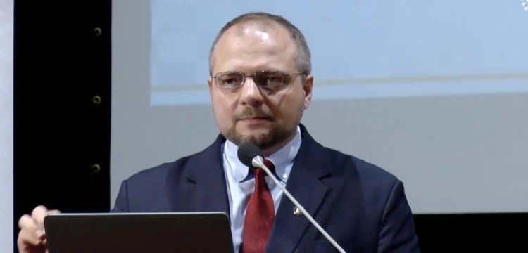 Rzecznik SN: Marszałek Hołownia nadużył władzy