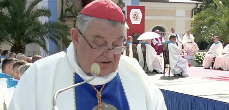 Kard. Duka: Część biskupów tchórzy przed lobby LGBT