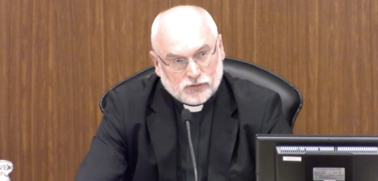 O. prof. Kowalczyk o rządzie Tuska: Przykro, że tak wielu katolików to popiera