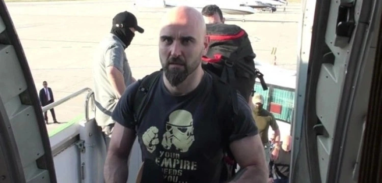 Sąd zawiesza postępowanie ws. Rubbcowa, bo… oskarżony nie odbiera wezwań