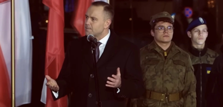 „Precz z komuną!” Prezydent: 13 grudnia powrócił do Polski