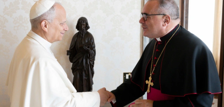 Sześć miesięcy Leona XIV. Nuncjusz Filipazzi: Papież dobrze zna Polskę