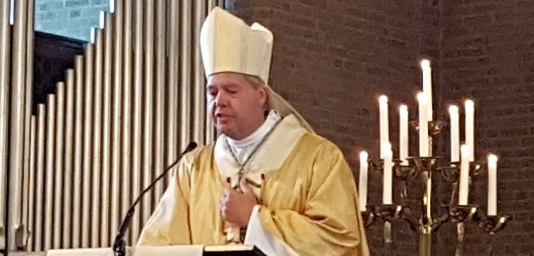 Bp Robert Mutsaerts o „Fiducia supplicans”: „Ponownie ta diabelska wieloznaczność”