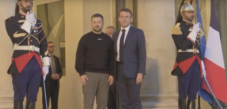 Wołodymyr Zełenski w Paryżu: Potrzeba nowych sankcji przeciw Rosji