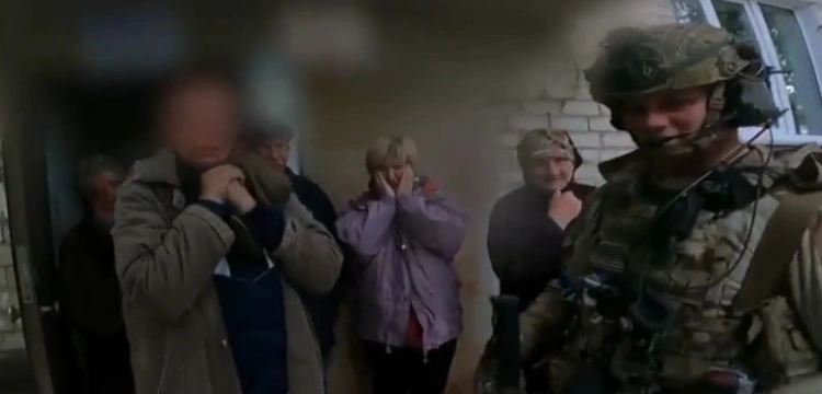 Niesamowite nagrania! Po pół roku okupacji mieszkańcy Bałakliji witają wyzwolicieli