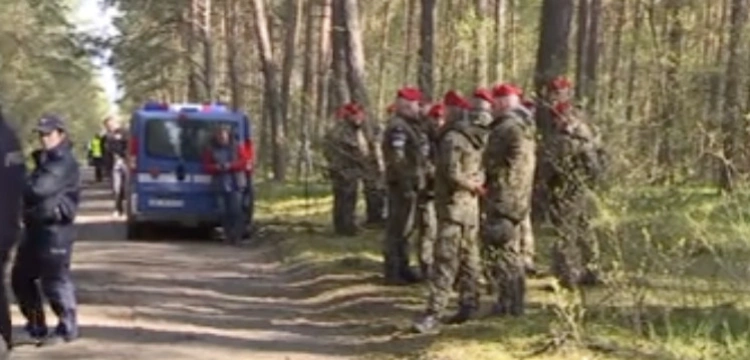 „Nie ma śladów eksplozji”. Nowe informacje ws. tajemniczego obiektu pod Bydgoszczą