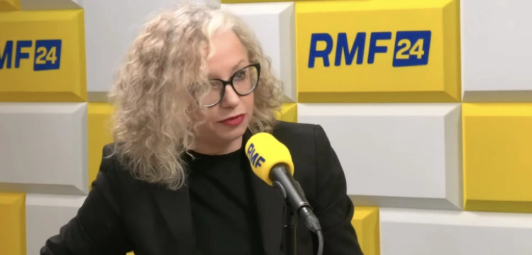 Piekło kobiet. Zamknęli już 18 porodówek. Co na to Kotula?