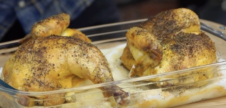 Dziś wymiata soczysty kurczak z piekarnika „na soli”