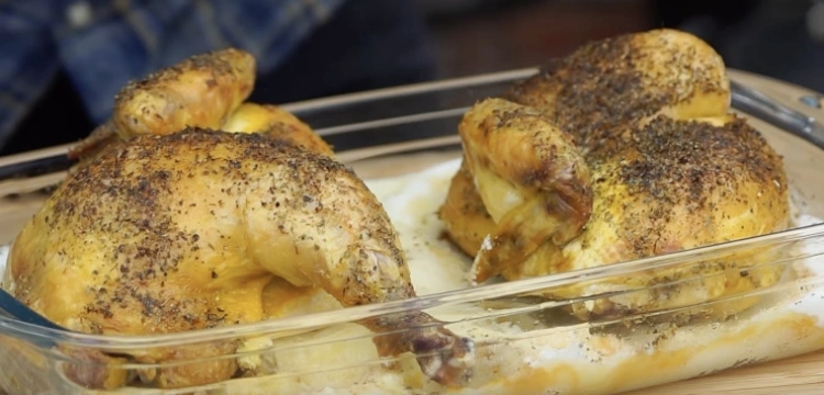 Dziś wymiata soczysty kurczak z piekarnika „na soli”