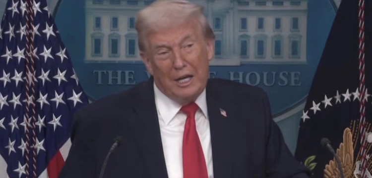 Trump postawi na pokojowe rozwiązanie? Prezydent USA opublikował wpis ws. Grenlandii