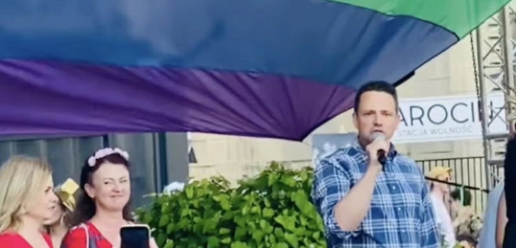 Trzaskowski ogłasza: USC będzie dokonywał transkrypcji aktów „małżeństw” jednopłciowych
