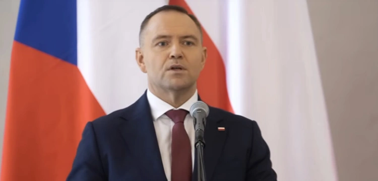 Prezydent: Tylko Trump może zmusić Rosję do pokoju