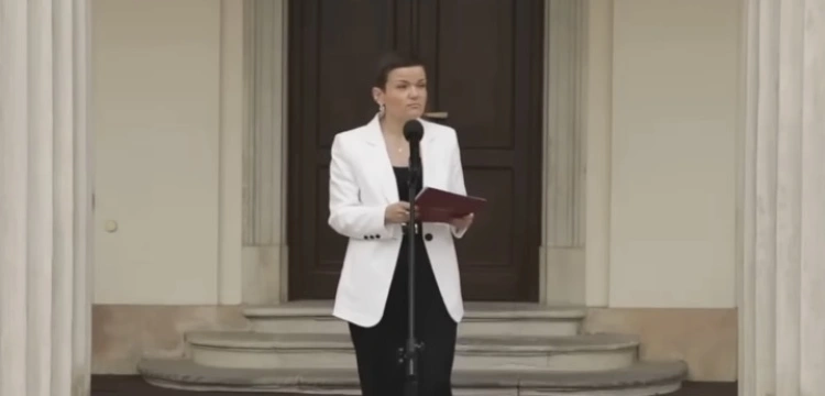 Skandal na konferencji szefowej MKiDN. Tak minister Cienkowska potraktowała dziennikarza