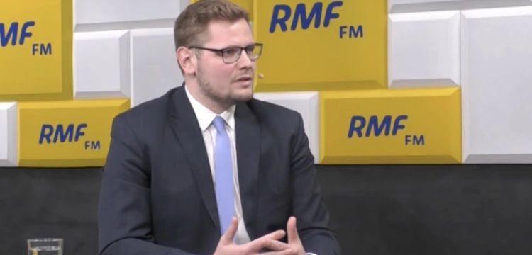 „Kawa na ławę, dokumenty na stół”. Wiceminister o zeznaniach Marcina W.