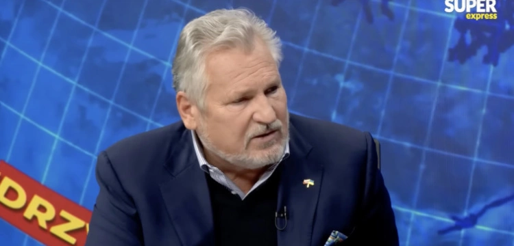 Absolutny skandal! Na pogrzebie Urbana Kwaśniewski… atakuje premiera Morawieckiego