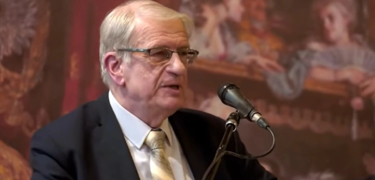 Prof. Roszkowski: To fałszywa i bałamutna interpretacja