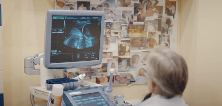 Kwestia aborcji bez emocji. „Tętno” – dokument, który oddaje głos naukowcom