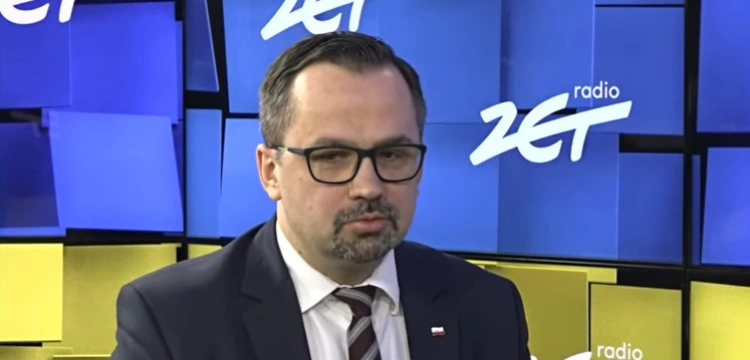 Opozycja uderza w CPK. Marcin Horała prostuje manipulacje