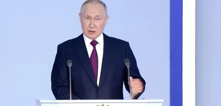 Orędzie Putina o stanie narodu. Prezydent Rosji „strollowany” przez własne służby?