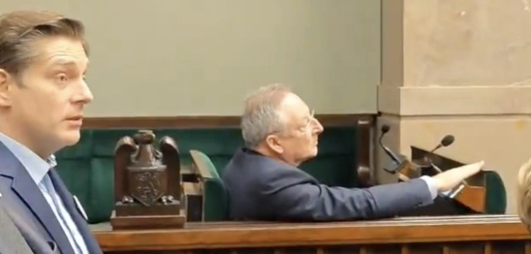 Posłowie zdecydowali ws. Bartłomieja Sienkiewicza