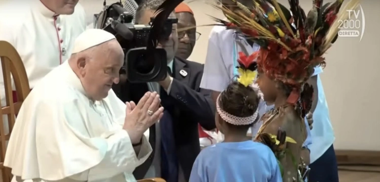 Papież Franciszek apeluje o pokój i ochronę środowiska