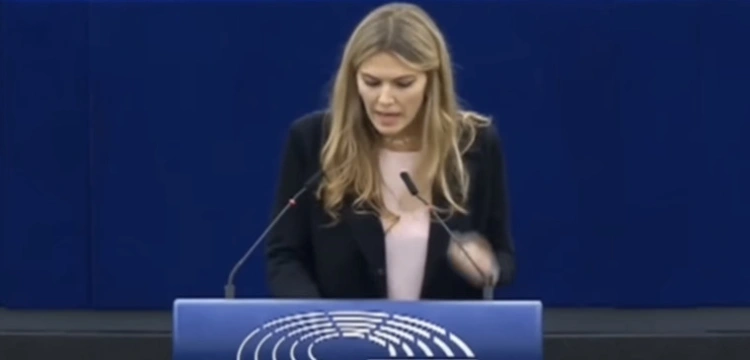 „Król jest nagi”. Dyrektor TI EU o korupcji w Parlamencie Europejskim