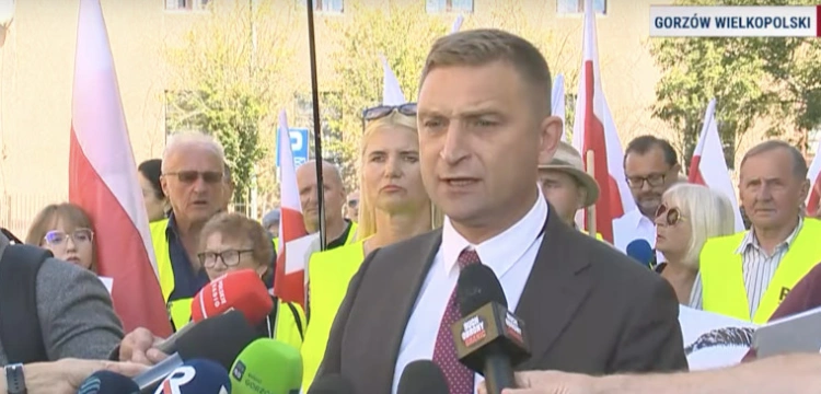 Bąkiewicz przed prokuraturą: To próba zastraszenia