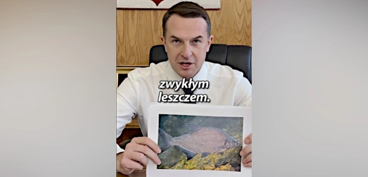 Rzecznik rządu czy internetowy troll? Burza po żenującym występie ministra Szłapki