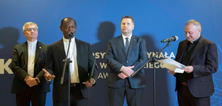 Edukacja dla przyszłości Afryki. „Warto pomagać mądrze”